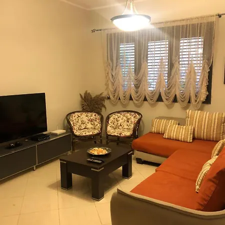 Ajmi Luxury Durres 빌라 골렘